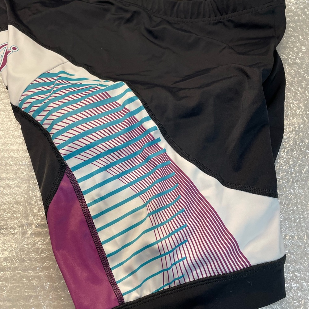 New with tags women’s biking shorts. Xxl, fit size 16-18.